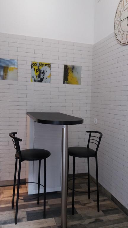 Apartment With Fireplace リヴィウ エクステリア 写真