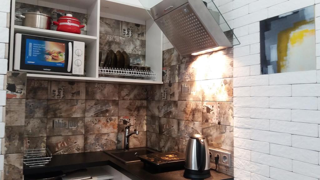 Apartment With Fireplace リヴィウ エクステリア 写真